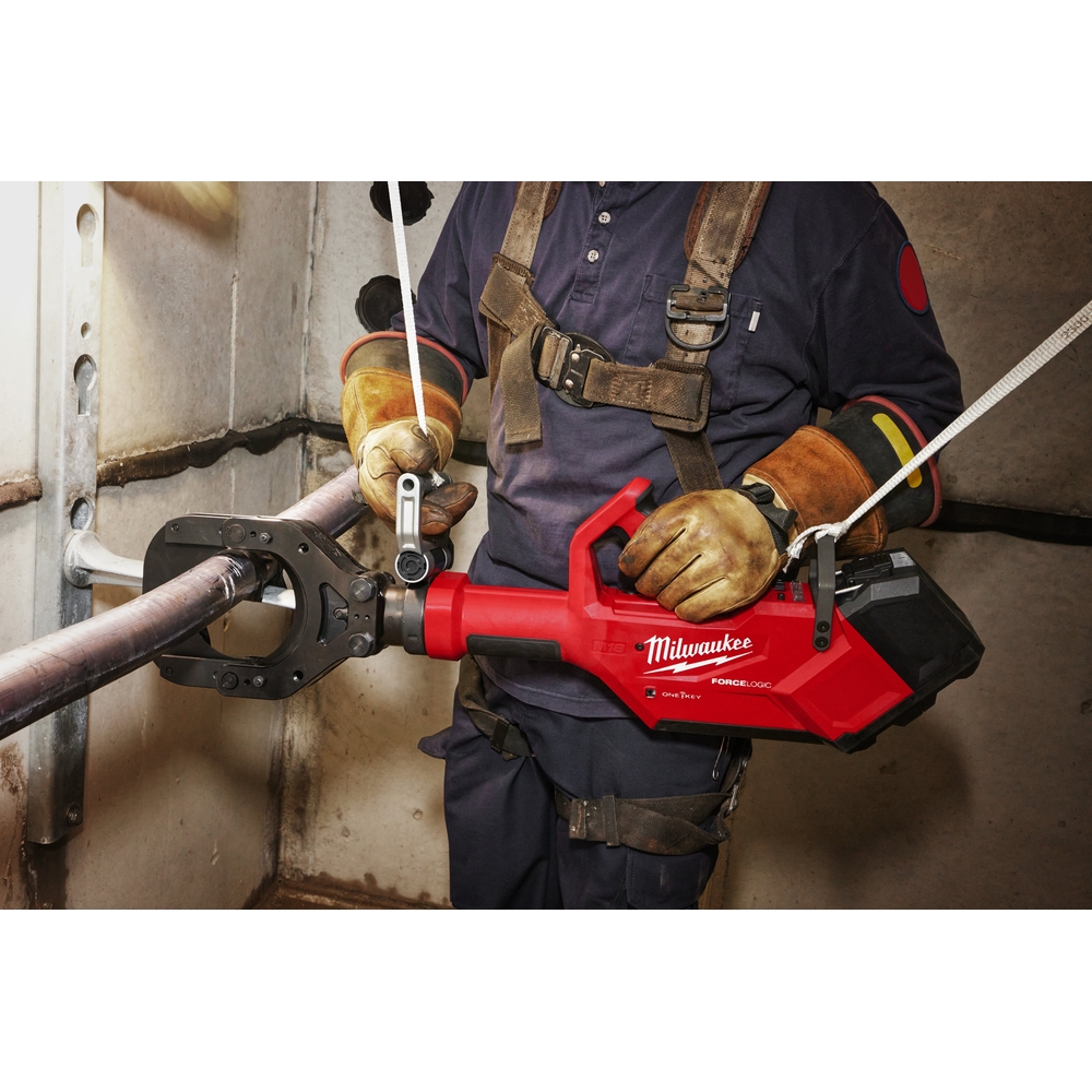 Coupe-câble hydraulique 18V FORCE LOGIC One Key M18 HSFC125R-802C - MILWAUKEE - 4933499331