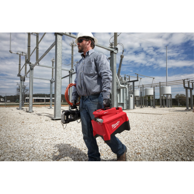POMPE HYDRAULIQUE 18 VOLTS M18 HUP700-121 - MILWAUKEE - 4933499335