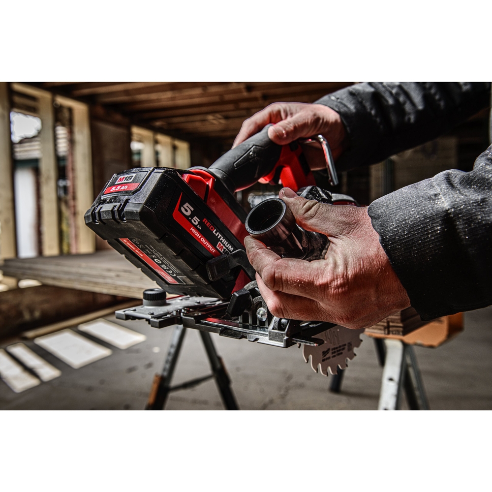 Scie circulaire FUEL 66mm 18V avec adaptateur rail de guidage M18 FCSDC165​-552C MILWAUKEE - 4933499997