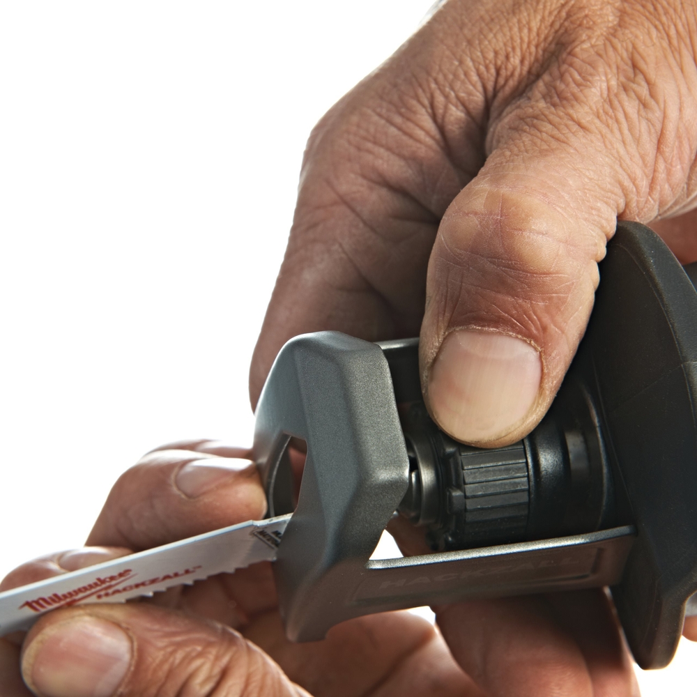 Scie sabre compacte FUEL 12V 2Ah M12 CHZ-202X MILWAUKEE - 4933500573