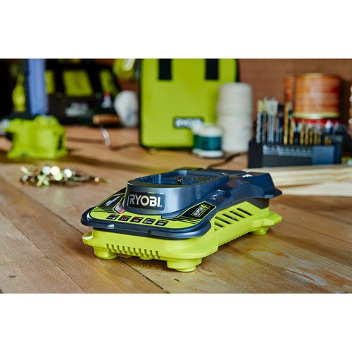 Chargeur ultra rapide RYOBI Lithium 18V ONE+™ 5,0 A RC18150 - 5133002638
