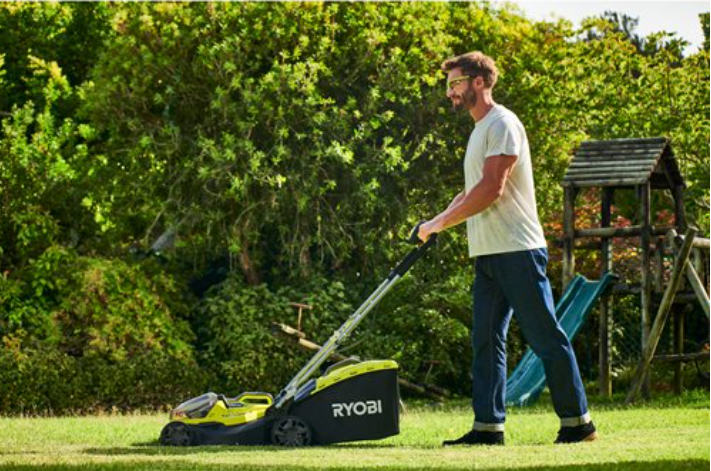 Tondeuse Hybride RYOBI RY18LMH37LT25-250 alimentée par 2 batteries 18V ONE+ 37 cm (2 x 5,0 Ah) 5133004583 RY18LMH37A250