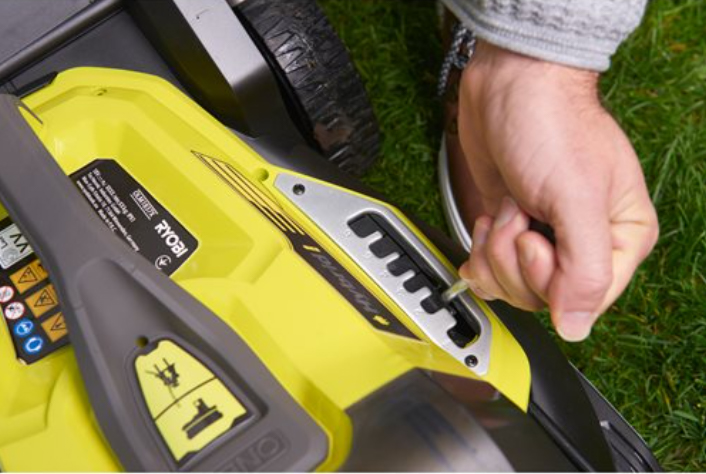 Tondeuse Hybride RYOBI RY18LMH37LT25-250 alimentée par 2 batteries 18V ONE+ 37 cm (2 x 5,0 Ah) 5133004583 RY18LMH37A250