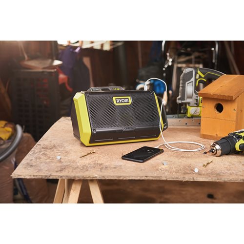 Enceinte Bluetooth 18V - 2 haut-parleurs 15 W - port de charge USB 2,1 A RYOBI - 5133004999