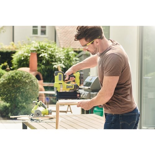 Cloueur d’assemblage 18G RYOBI à air comprimé 18V - 5133005136