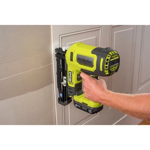 Cloueur de finition 16G à air comprimé 18V RYOBI R16GN18-0 - 5133005137