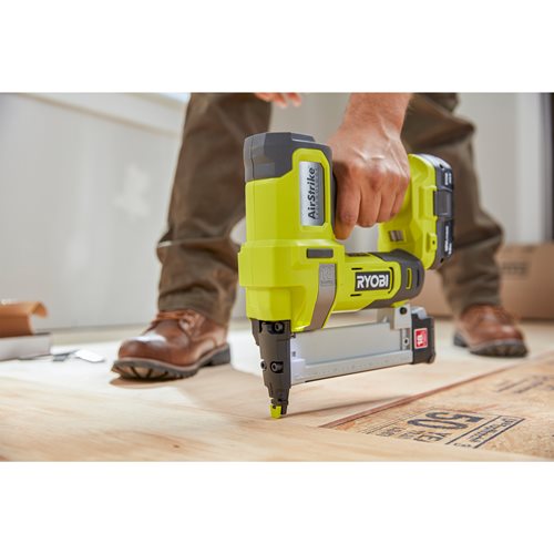 Agrafeuse de finition 18G à air comprimé 18V - agrafes dos 5,5 à 6,1 mm, longueur 10 mm à 38 mm - 5133005138