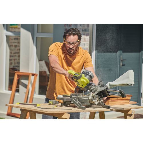 Scie à onglets radiale 190 mm 18V - capacité 50 x 250 mm à 90° - Livrée avec 1 lame 48 dents RYOBI - 5133005503