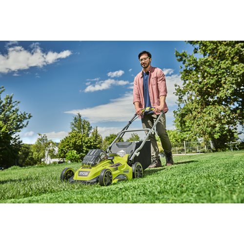 Tondeuse RYOBI tractée à la demande POWER ASSIST™ 36V MAX POWER - 40 cm (1 x 5,0 Ah) RLM36X41H50PG - 5133005543