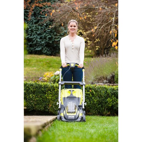 Tondeuse RYOBI tractée à la demande POWER ASSIST™ 36V MAX POWER - 40 cm (1 x 6,0 Ah High Energy™) RLM36X41H60PG - 5133005544