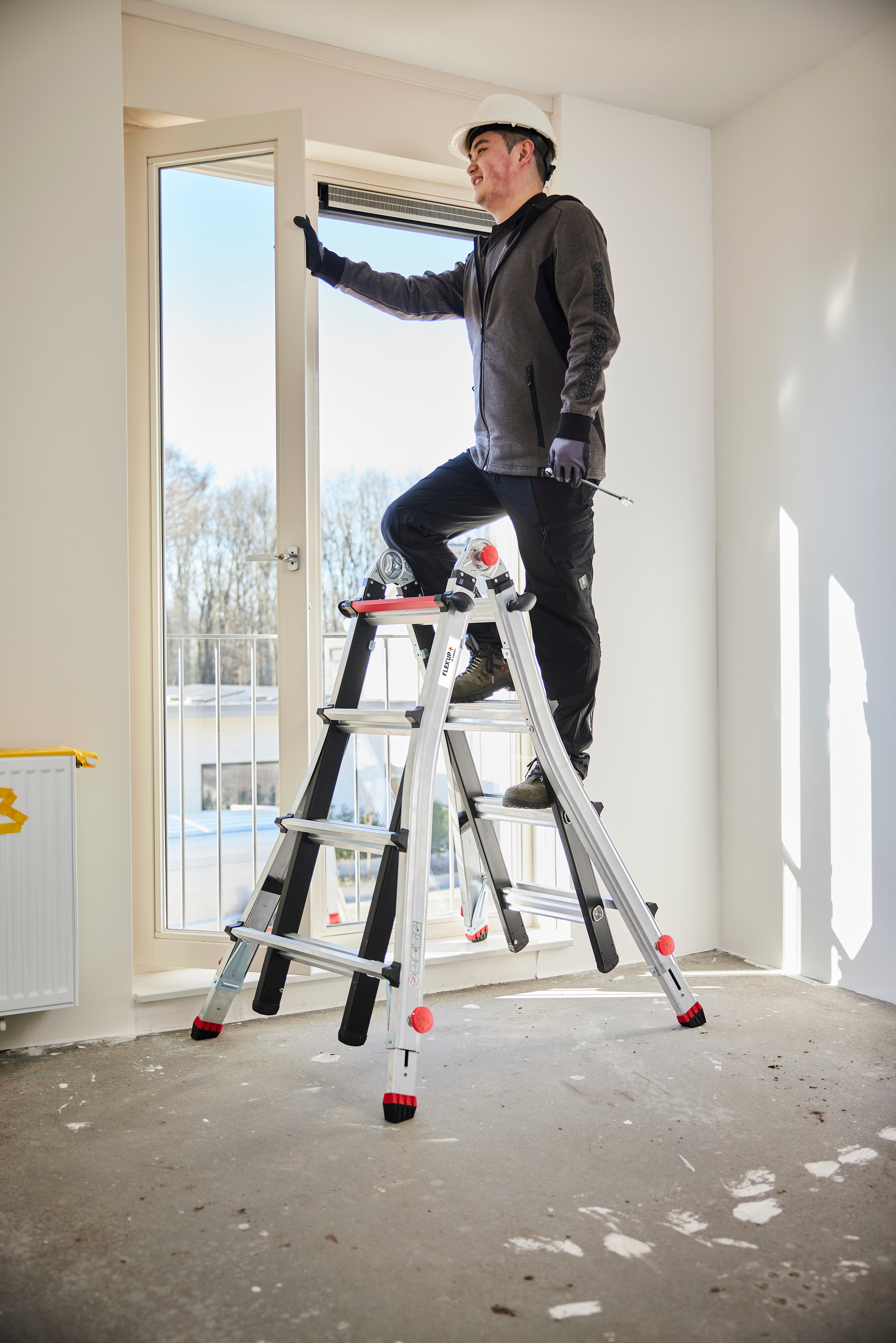 ÉCHELLE TRANSFORMABLE FLEX-UP PLUS - ACCÈS 4.98M - TUBESCA COMABI - 00094146