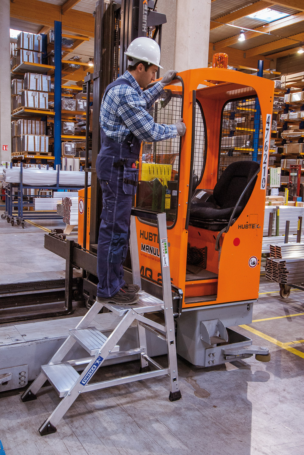 MARCHEPIED FIXE INDUSTRIE 3 MARCHES ACCÈS À 2.70m - TUBESCA COMABI - 02374503