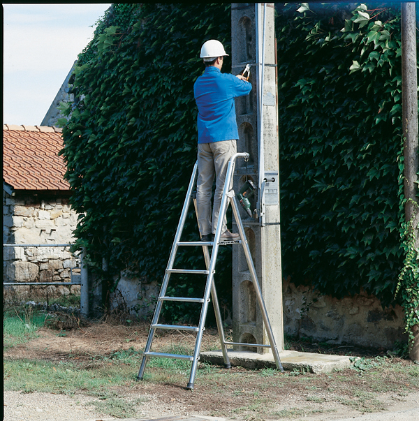 MARCHEPIED PROBAT 7 MARCHES ACCÈS À 3.66M- TUBESCA COMABI - 02376007