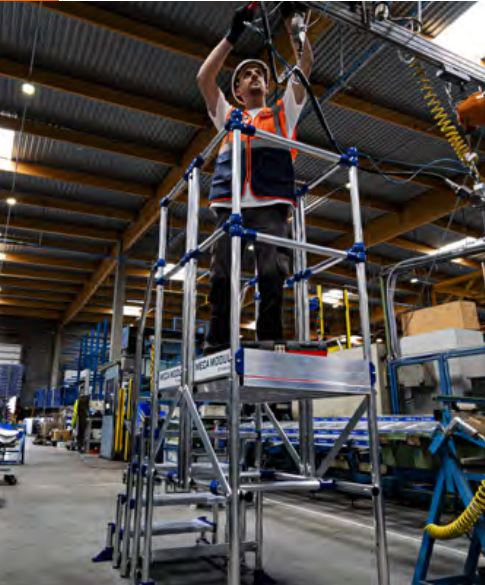 Plateforme basse 2 marches avec plancher de 1 m - accès à 2,39 m - TUBESCA COMABI - 02380261