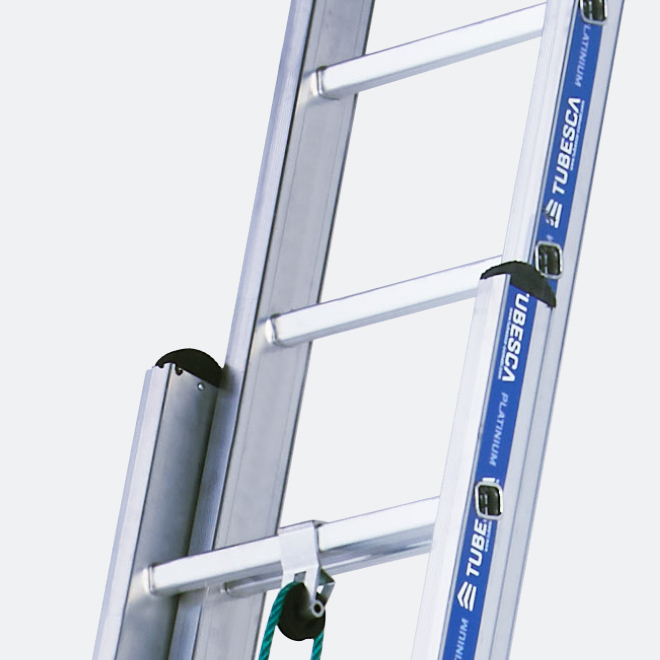 ÉCHELLE PLATINIUM 500 COULISSE À CORDE 3 PLANS ACCÈS 12.14M - TUBESCA COMABI - 02533318