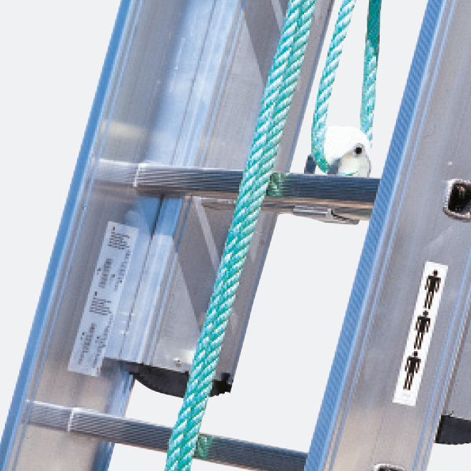 ÉCHELLE COULISSE À CORDE 3 PLANS POMPIER accès 15m - TUBESCA COMABI - 02633021