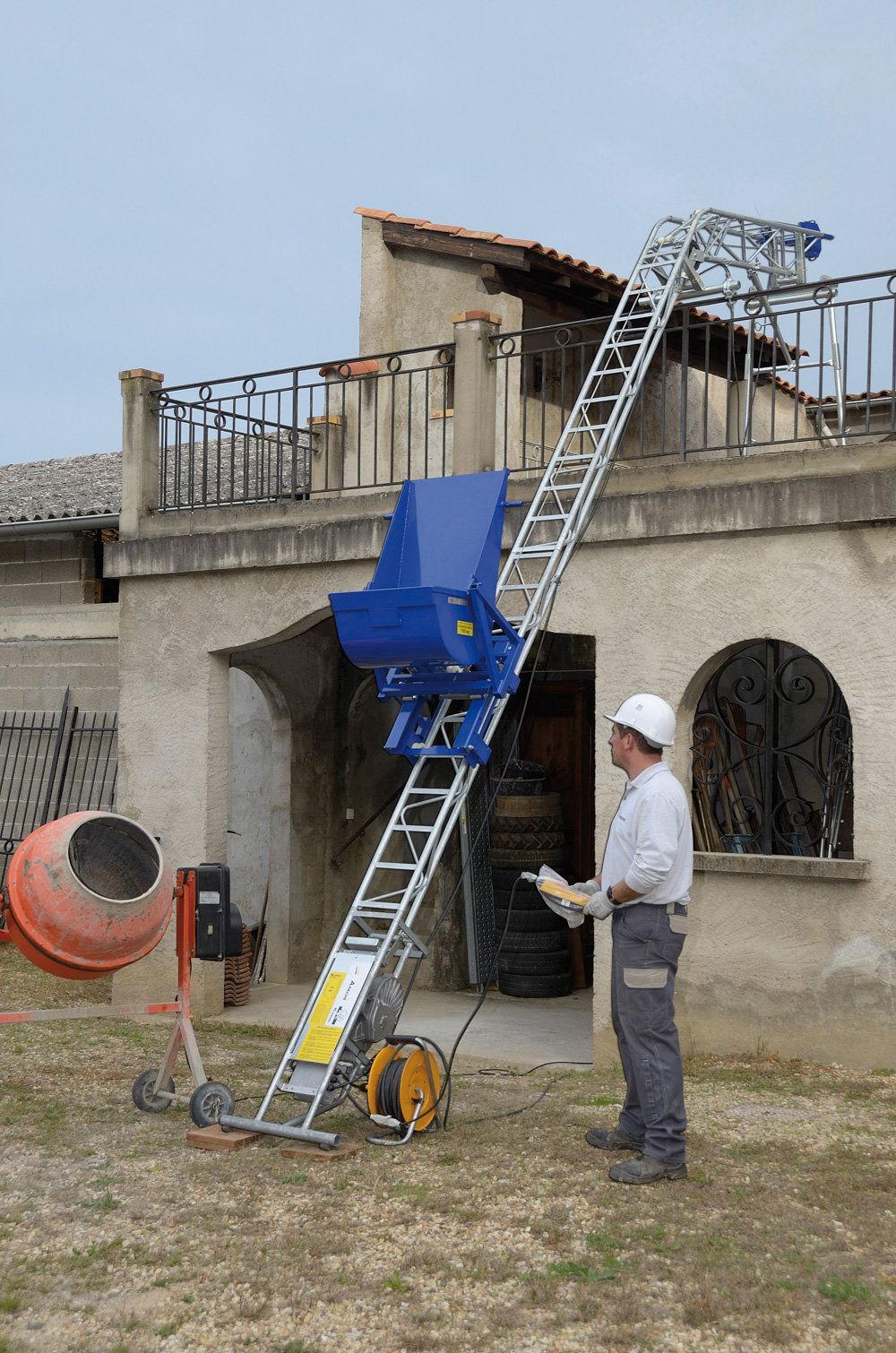 Monte-matériaux acier APACHE 10,60m  - TUBESCA COMABI - 05011010
