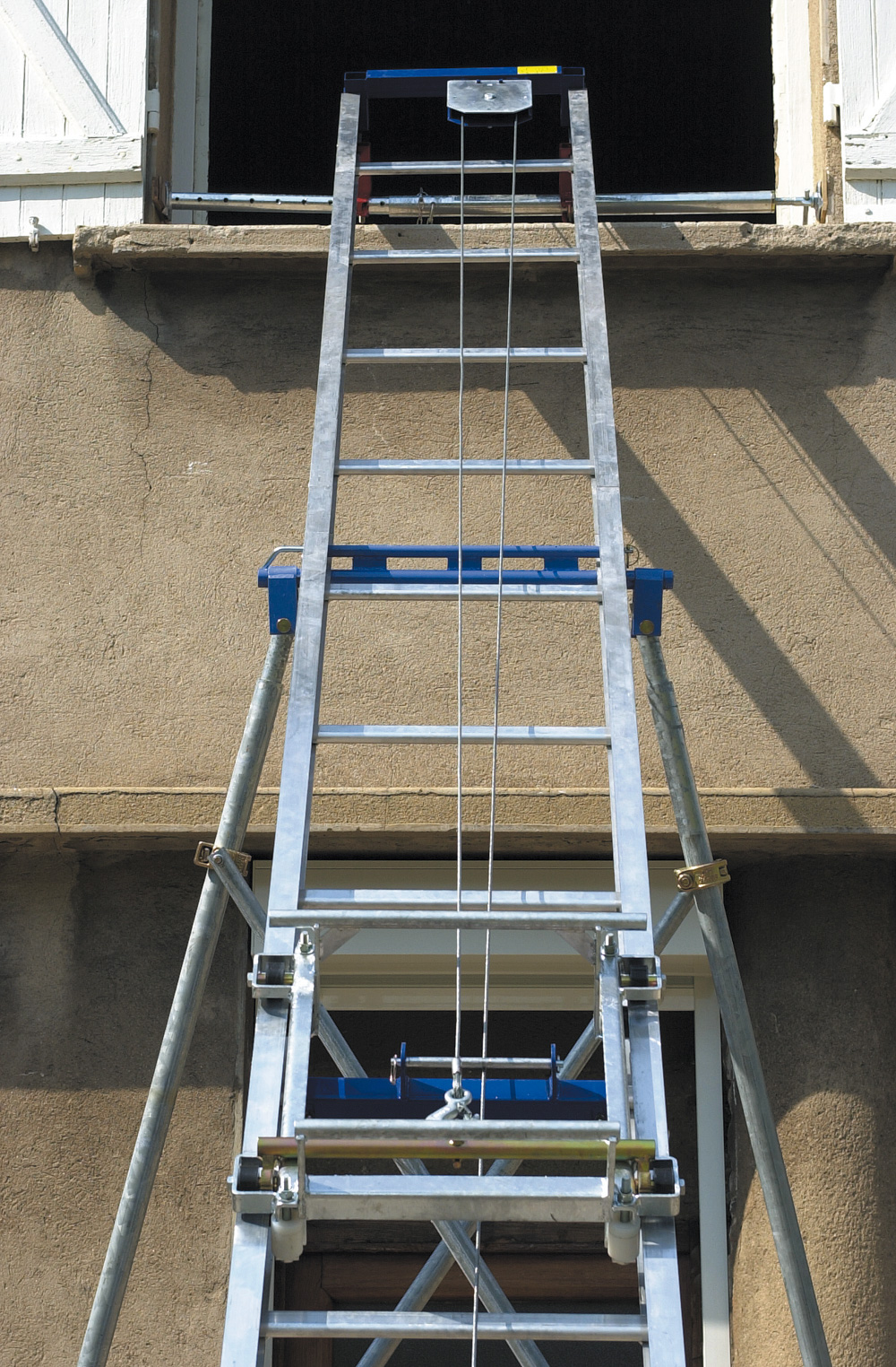 MONTANA 13 m Plaquiste - TUBESCA COMABI - 05022919