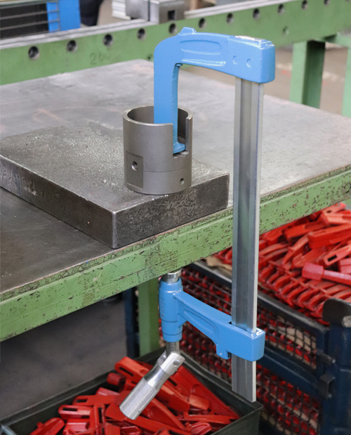 Serre-joint à serrage profond 4003-UA - saillie 130mm ouverture 90cm URKO - 1533090
