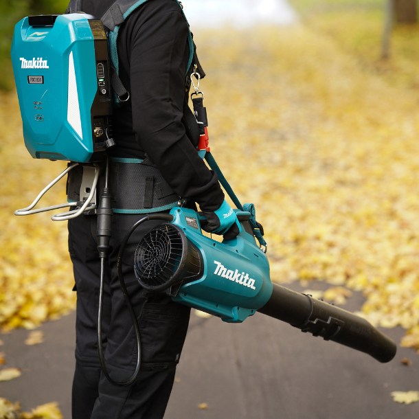 Souffleur CONNECTÉ 40 V max Li-Ion - MAKITA - UB003CZ