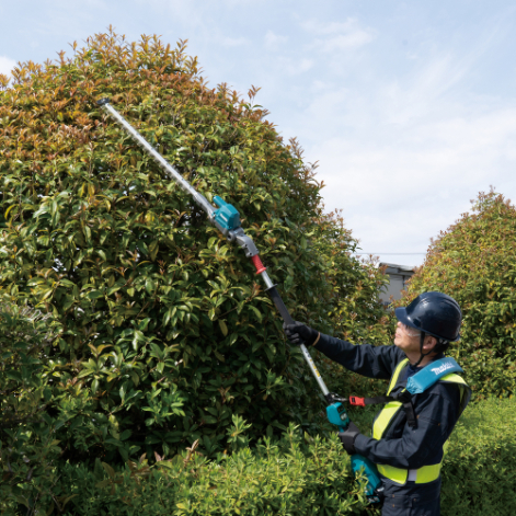 Taille-haie à perche XGT 60cm produit seul - MAKITA - UN001GZ