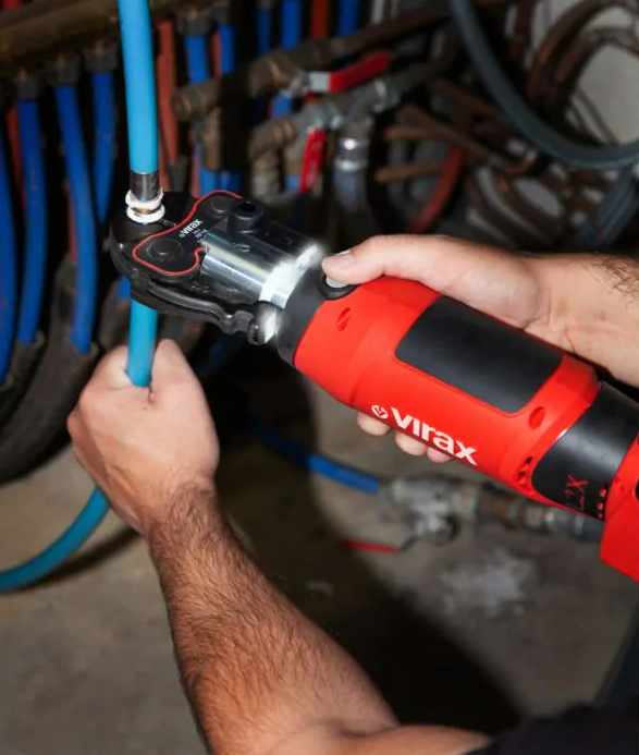 Sertisseuse Viper VIRAX L2X + 2 batteries + pince mère - 253571