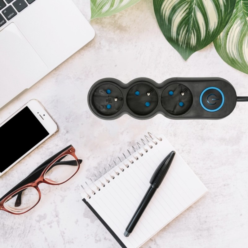 Multiprise 3 prises 16A avec interrupteur - câble 1,5m - VELAMP - MULTIP-FR-I-3K