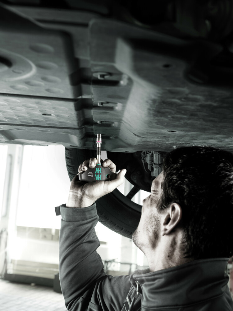 Tournevis adaptateur manche en T avec cliquet 411 A RA Wera - 05023460001