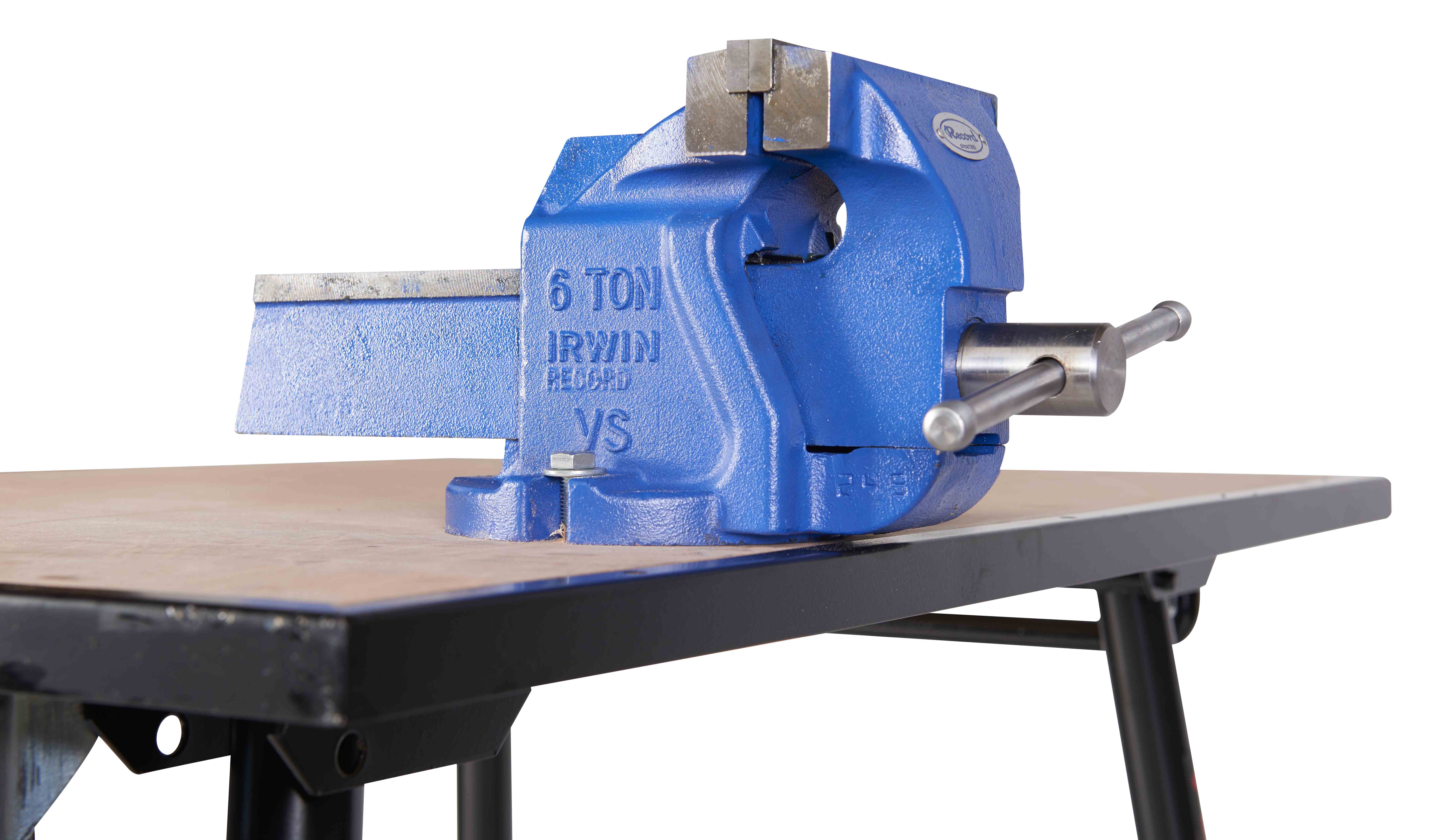 Établi de travail avec étau à chaîne et étau d'atelier Tuffbench 1080x750x820 ARMORGARD - BH10HWF
