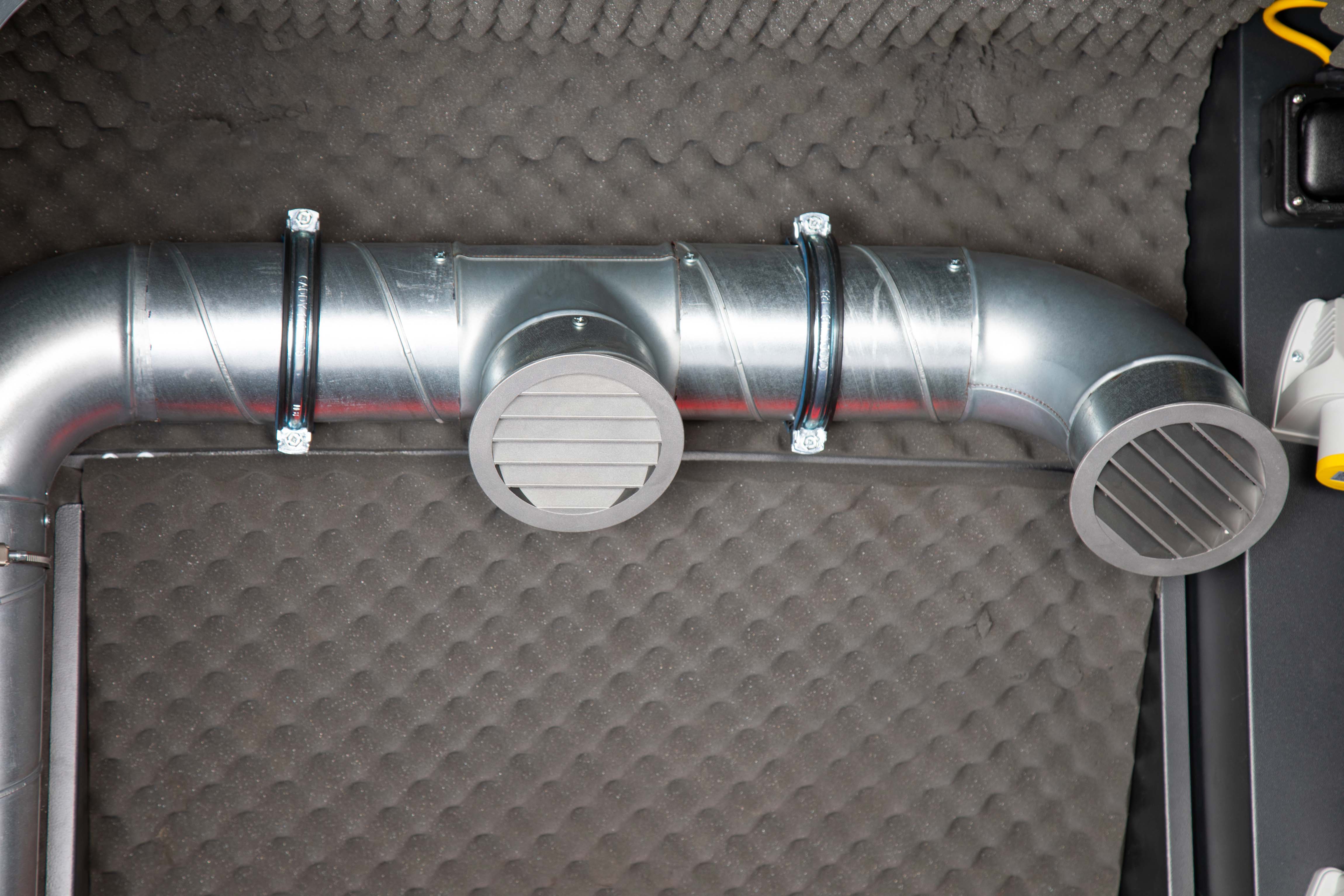 Station de découpe avec kit extraction et purificateur d'air cuttingstation ss7x ARMORGARD - SS7X