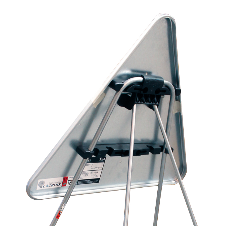 Triangle 700 tx4 pl c1 ak4 chaussee glissante - 745293