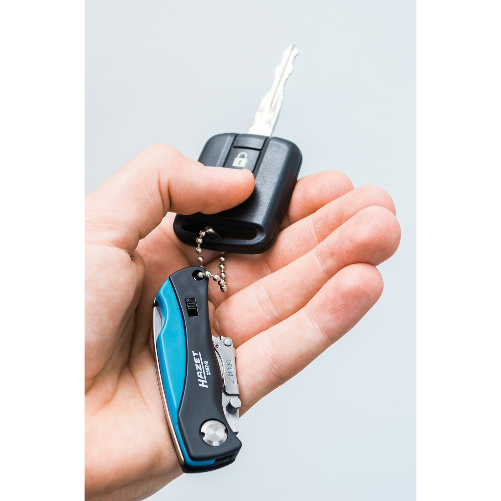 Mini-couteau pliant 100 mm avec 5 lames de rechange manche ABS HAZET - 2157-2