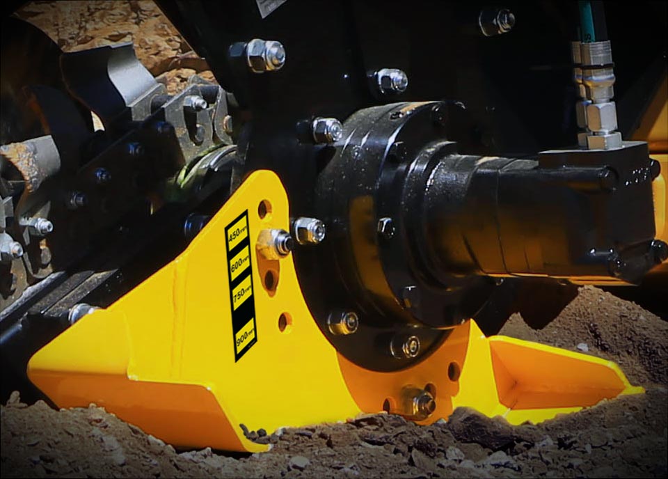 Trancheuse de sol DIGGA BIGFOOT profondeur max 900mm - largeur 150 mm - chaine COMBO pour sol difficile - BFT000017