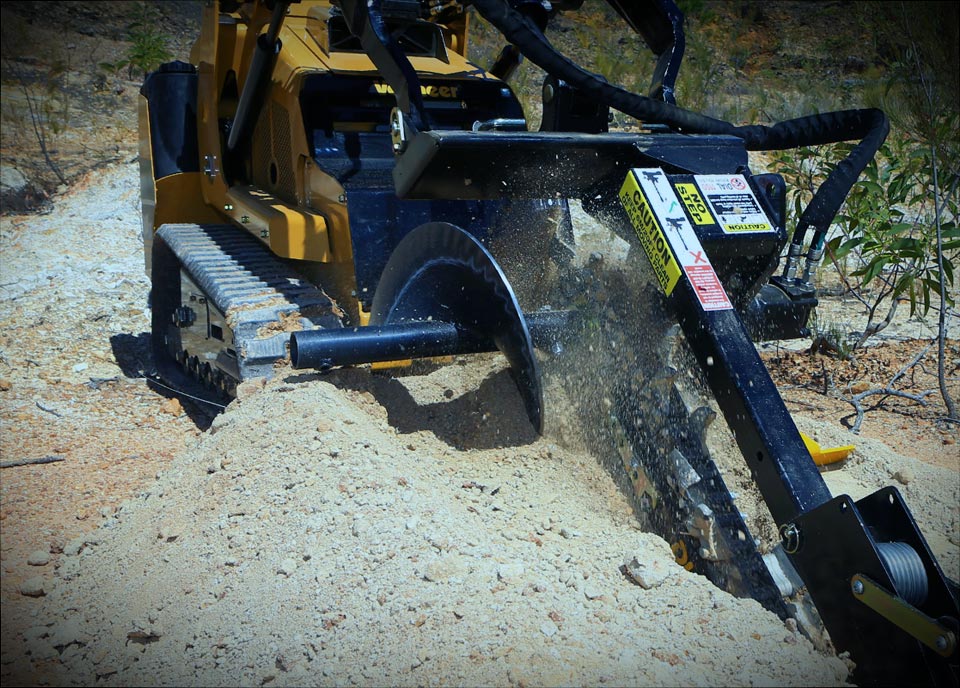 Trancheuse de sol DIGGA BIGFOOT profondeur max 900mm - largeur 150 mm - chaine COMBO pour sol difficile - BFT000017