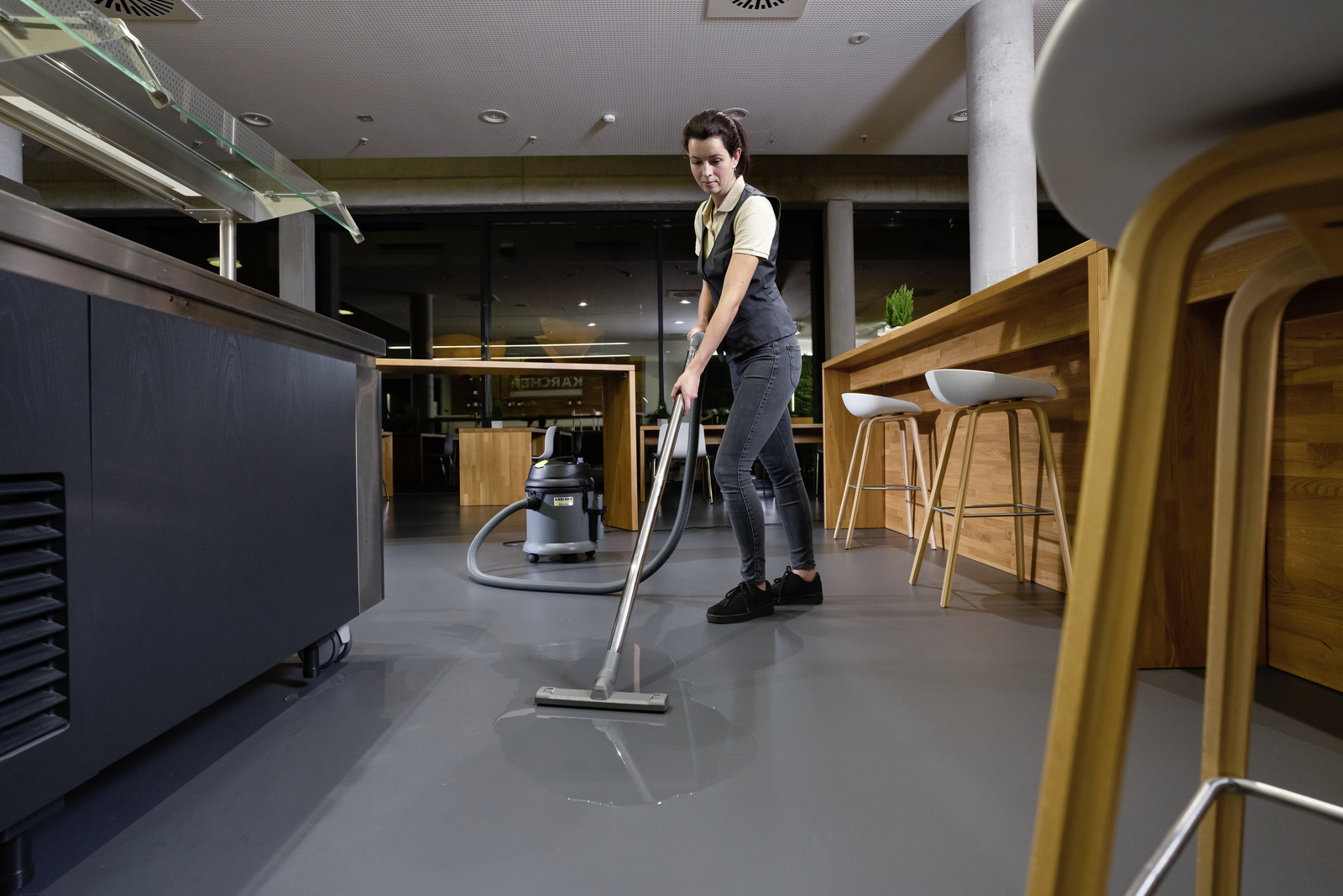 Aspirateur professionnel KÄRCHER Eaux et Poussières NT 27/1 - 1.428-500.0