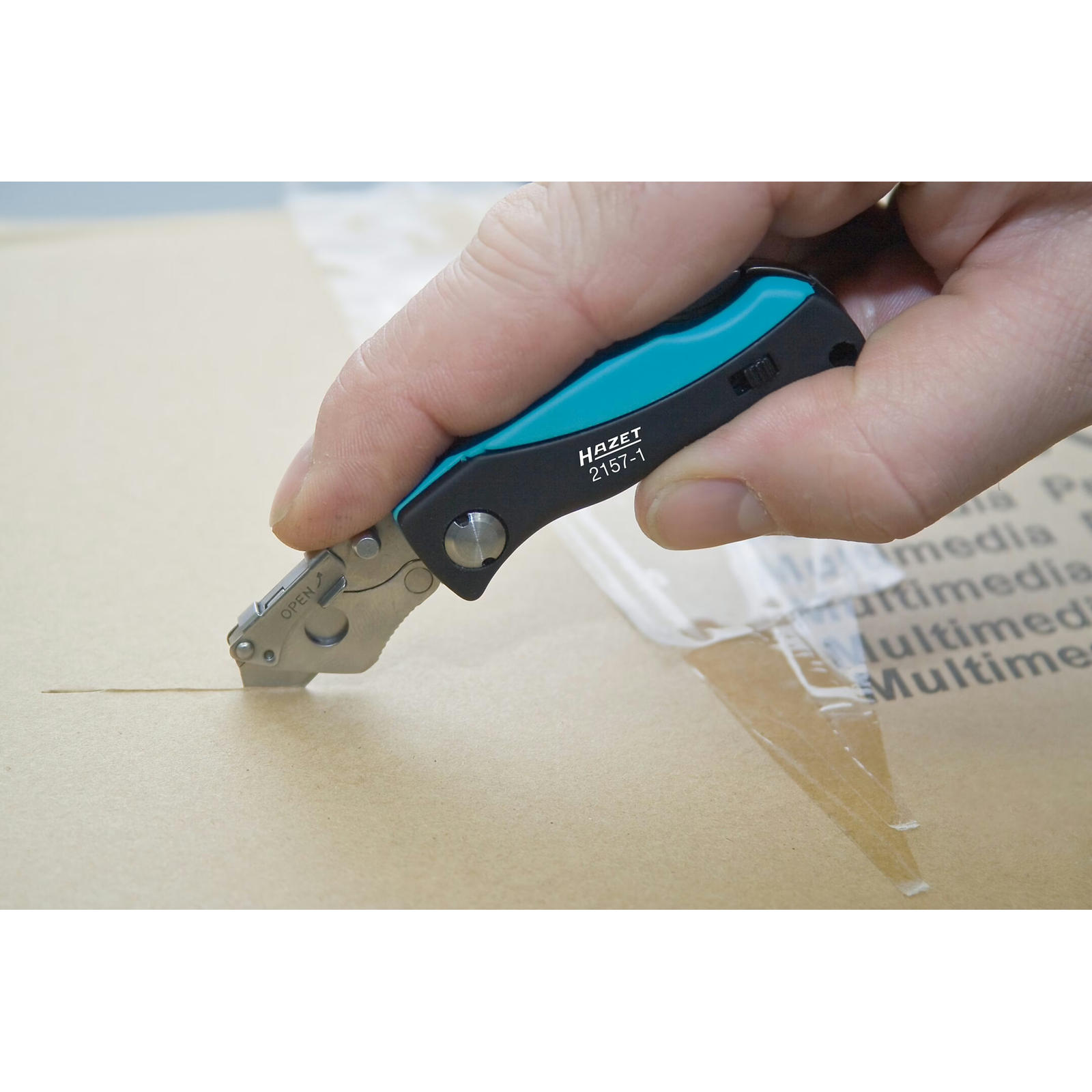 Mini-couteau pliant 100 mm avec 5 lames de rechange manche ABS HAZET - 2157-2