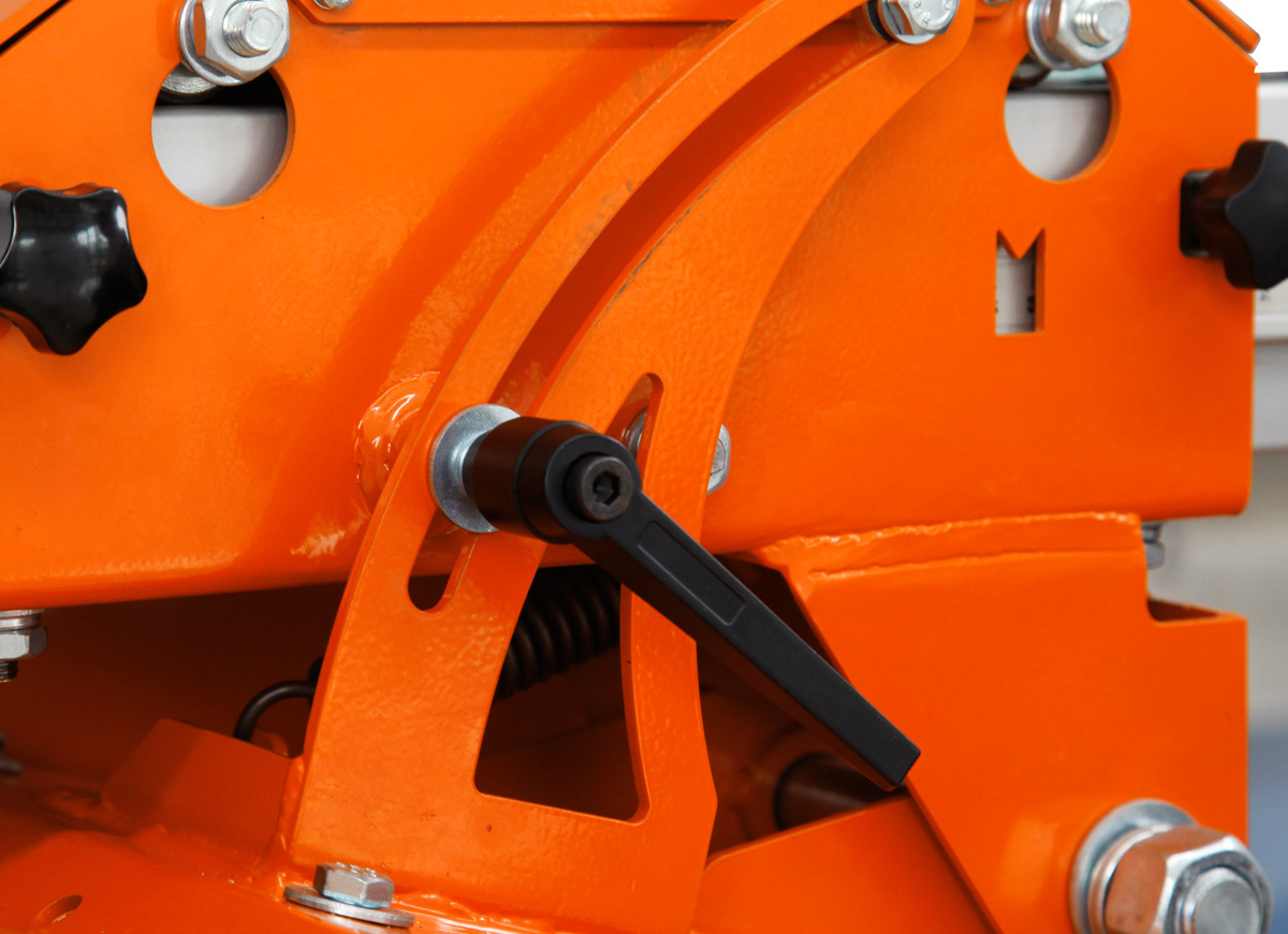 Scie sur table paysagiste Ø350 mm GS350 longueur coupe 1300mm GOLZ 02893503000