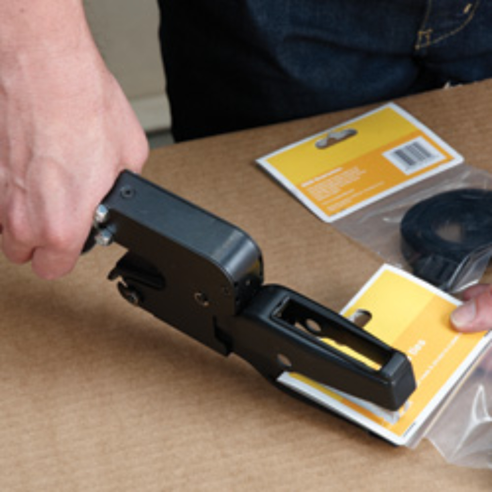 Pince agrafe pneumatique P6 8AD BOSTITCH - JB600