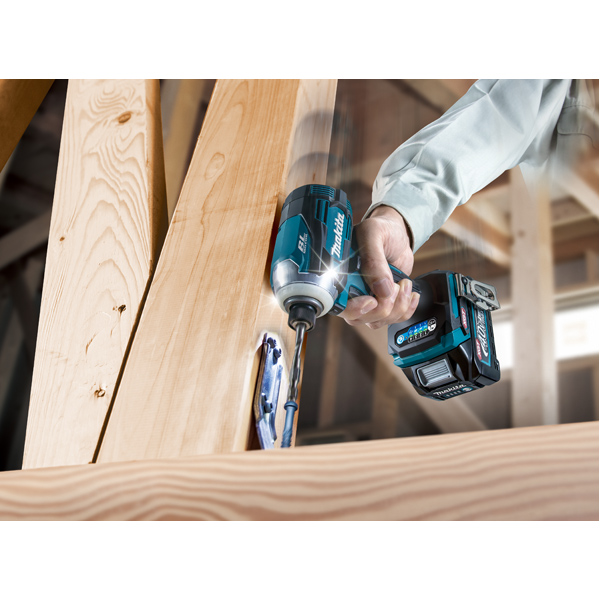 Visseuse à chocs MAKITA 40 V max Li-Ion 2,5 Ah XGT 220 Nm - TD001GD201