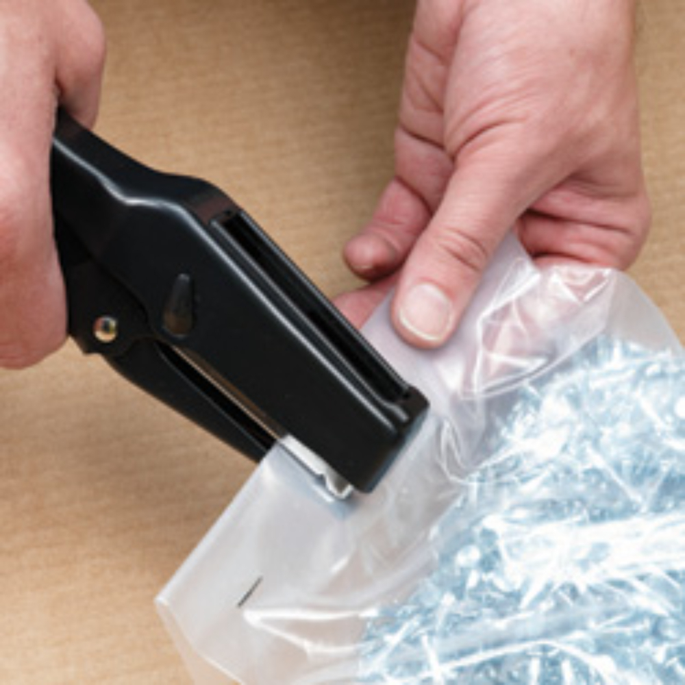 Pince agrafeuse 6 à10 mm BOSTITCH - P6C-8