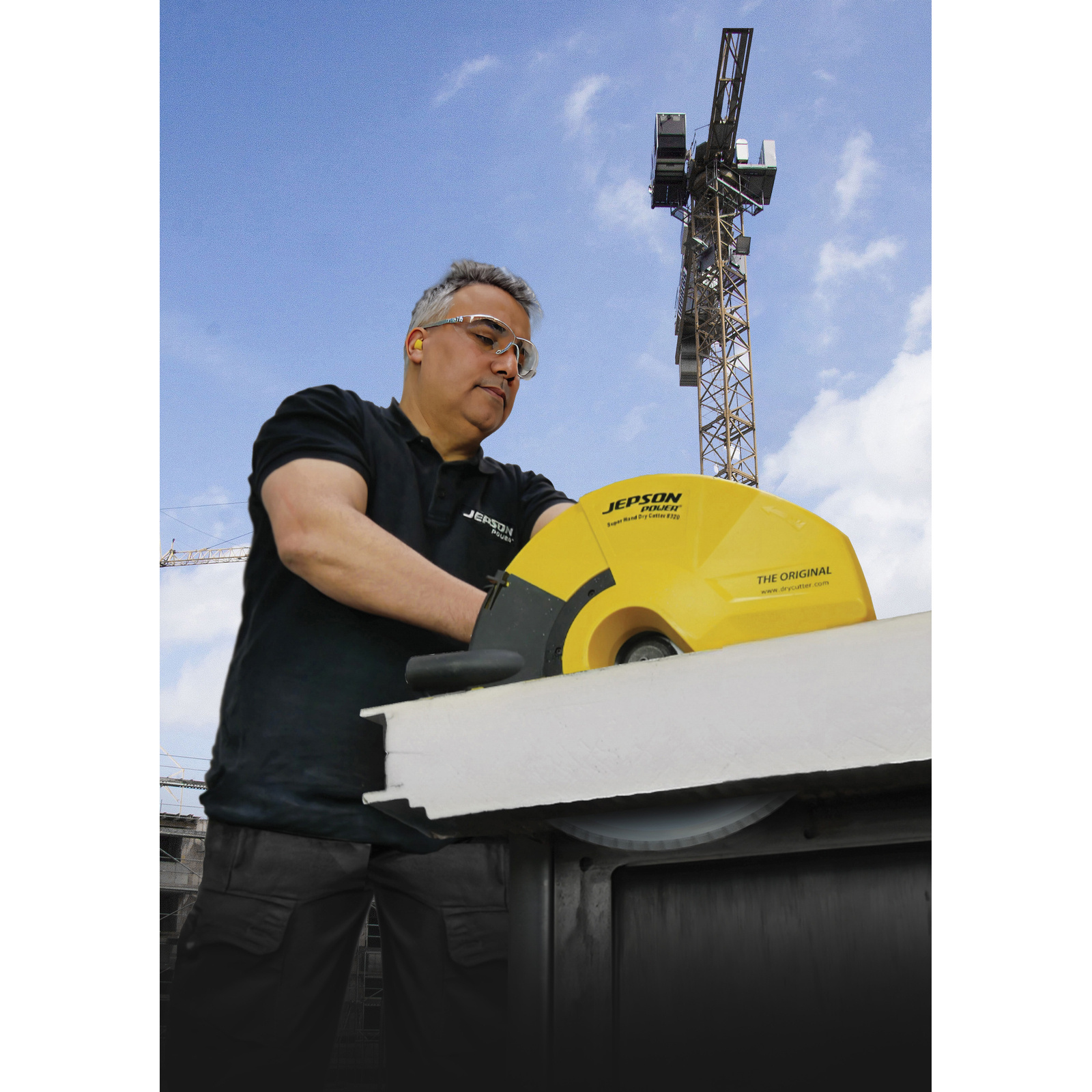 Super Hand Dry Cutter 8320 230V avec lame Ø 320/84D et rail-guide 1.400 mm avec 2 serre-joints JEPSON - 608270SET