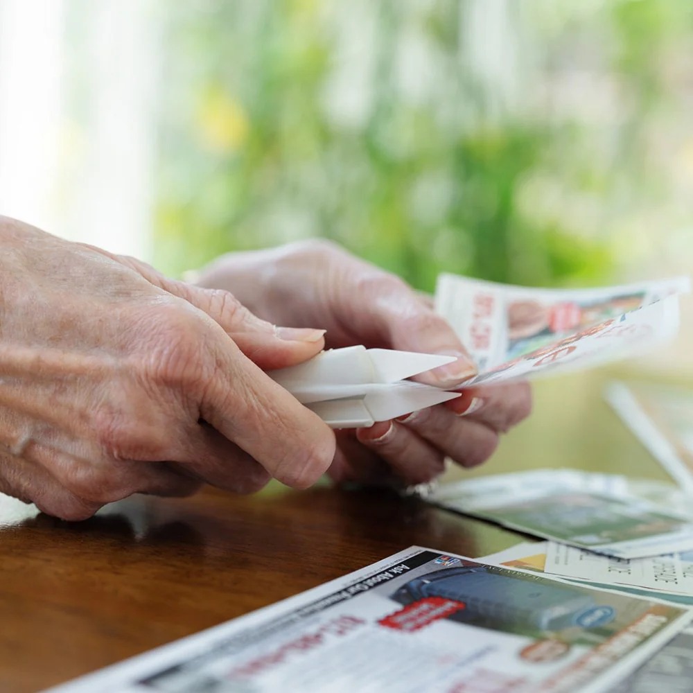 Ciseaux à ouverture automatique à lames céramiques - SLICE - 10595 