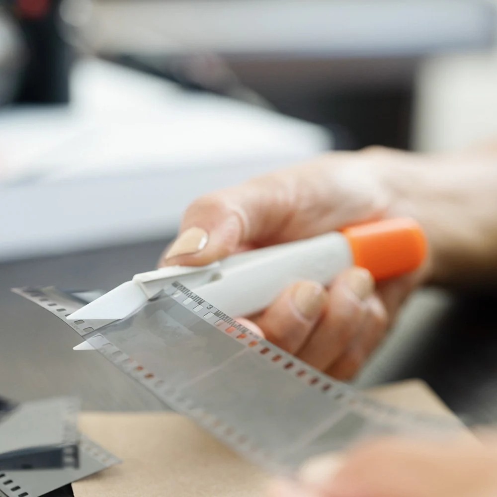 Ciseaux à ouverture automatique à lames céramiques - SLICE - 10595 