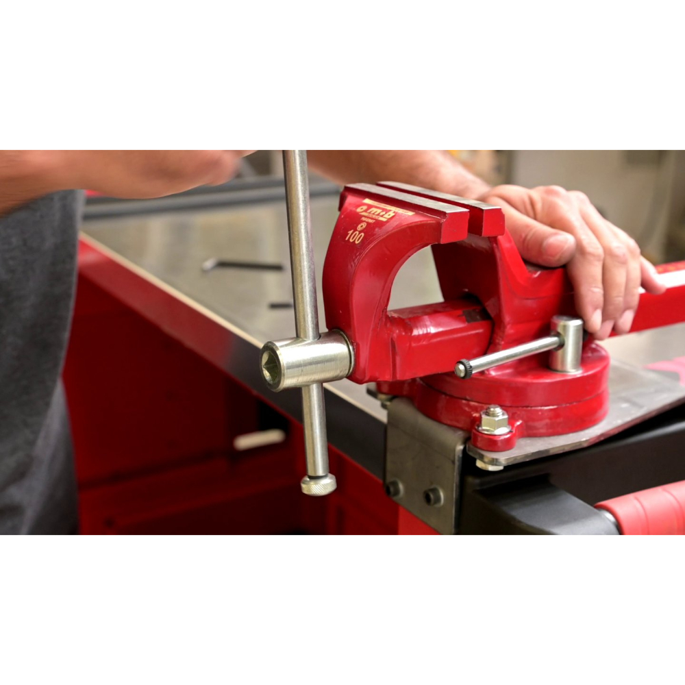 ACCESSOIRE COCKPIT SUPPORT ETAU + VIS - MOB OUTILLAGE - 9513180501