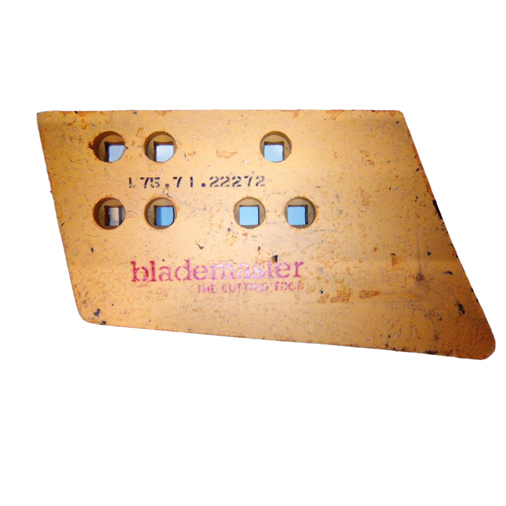 Contre lame de godet coin gauche reversible 7 trous en 7/8