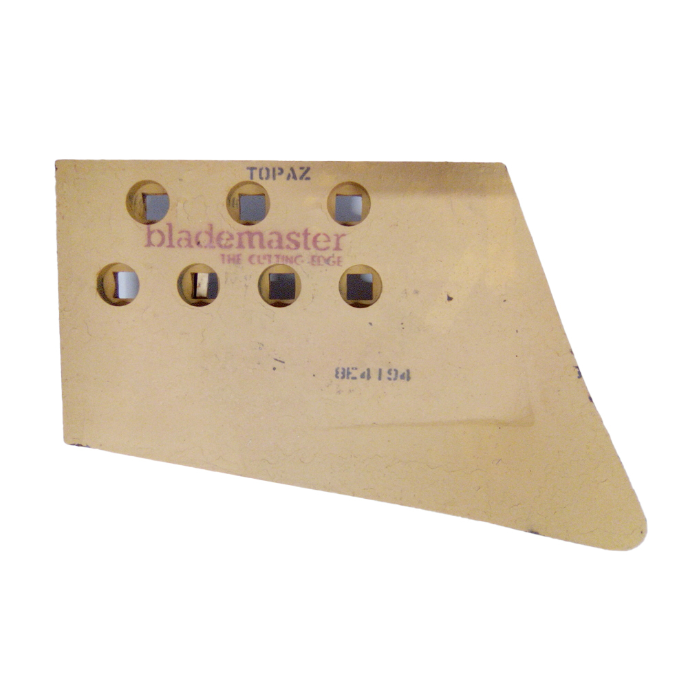 Contre lame de godet coin gauche reversible 7 trous en 1