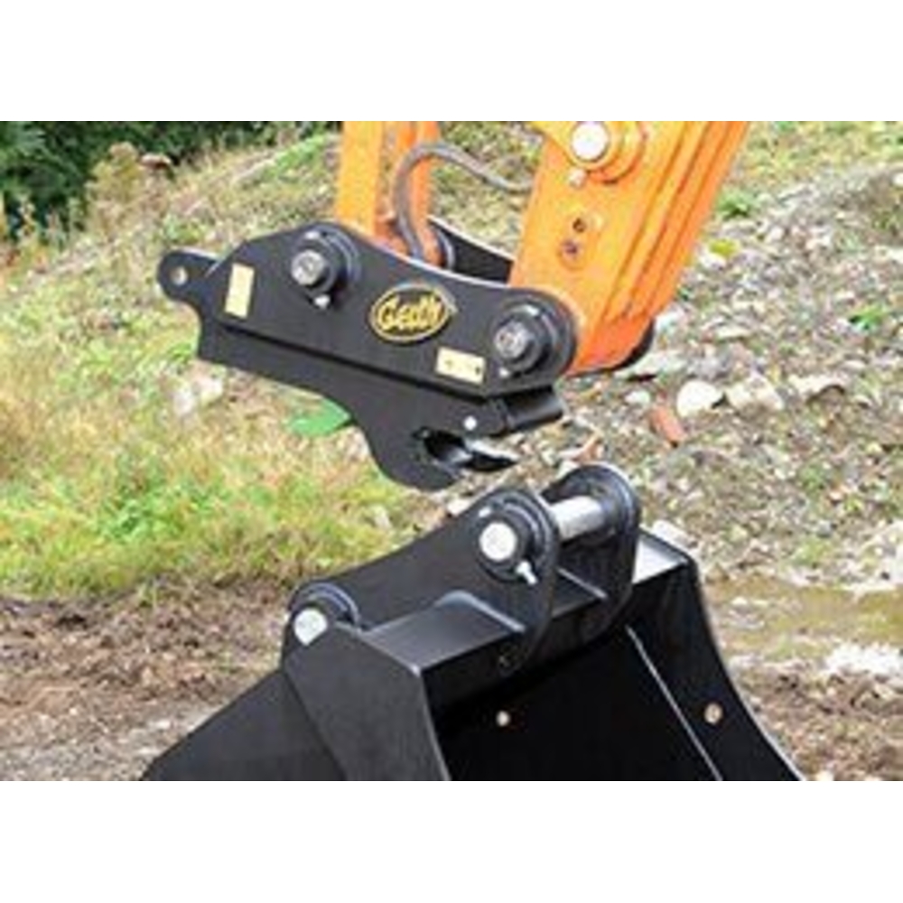 Coupleur hydraulique Geith cinématique Hydromek HMK140 et DOOSAN DX140