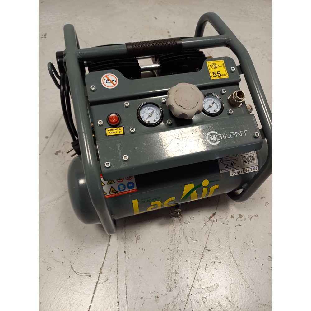 Compresseur silencieux 6 l 8 bar 6,2 m³/h LACME Silent 6c sh bicylindre à pistons - OCCASION - 461910