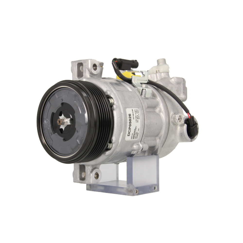 Compresseur de clim BMW - Denso Neuf - 090.215.028.260
