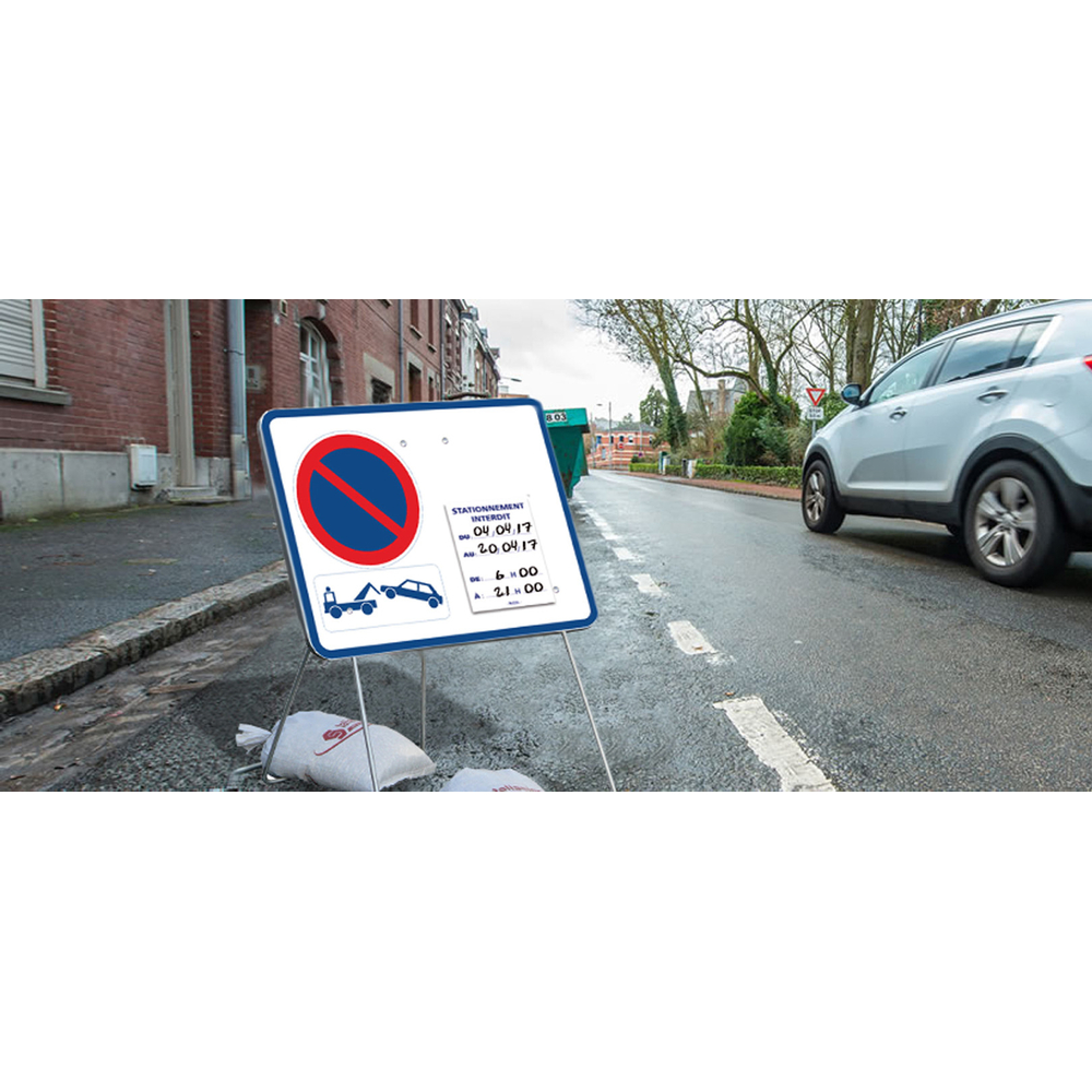 Panneau Défense de stationner avec arrêté municipal 800 x 600 mm + PIED TALIAPLAST -521806